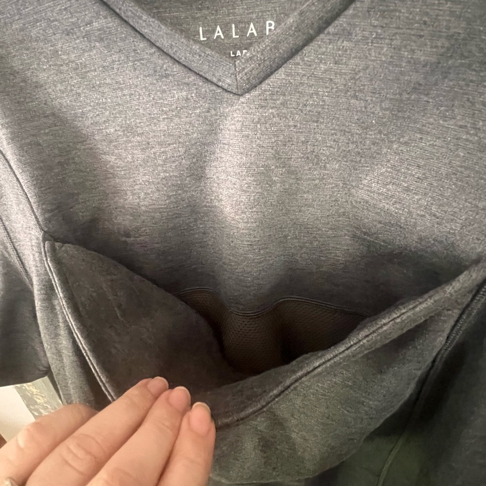 Men's Gray Short Sleeve Shirt - Picture 3 of 7